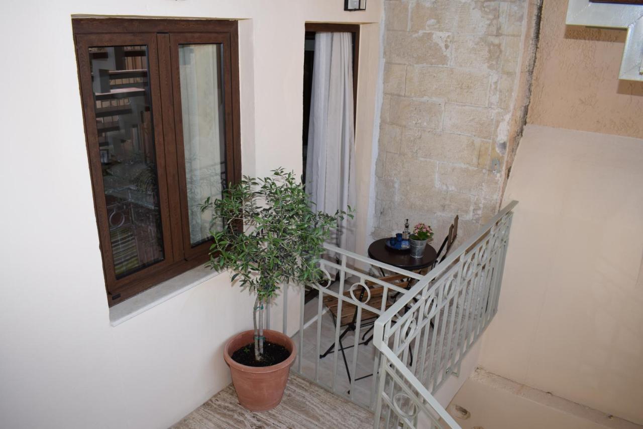 Loggia Traditional Suites Rethymno  Екстер'єр фото