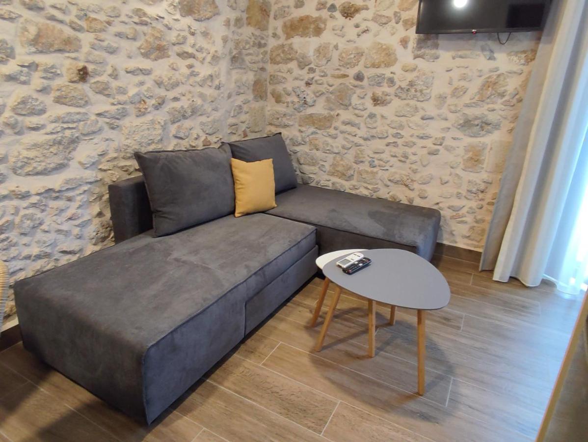 Loggia Traditional Suites Rethymno  Екстер'єр фото