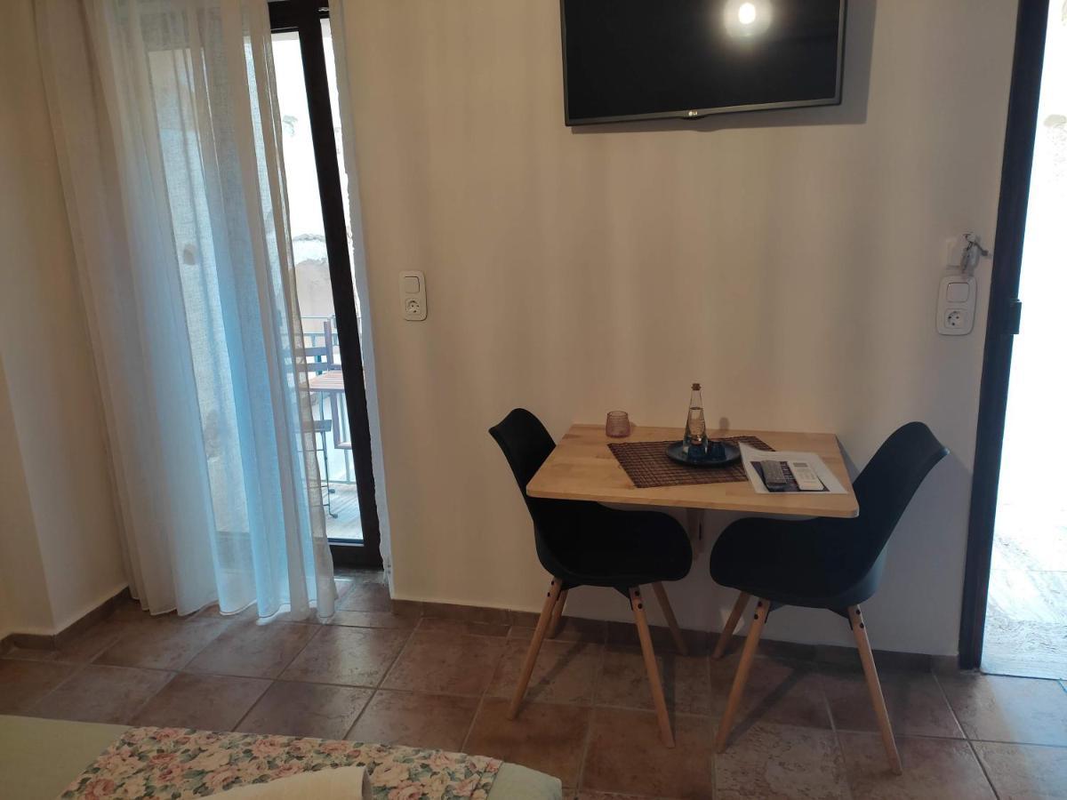 Loggia Traditional Suites Rethymno  Екстер'єр фото